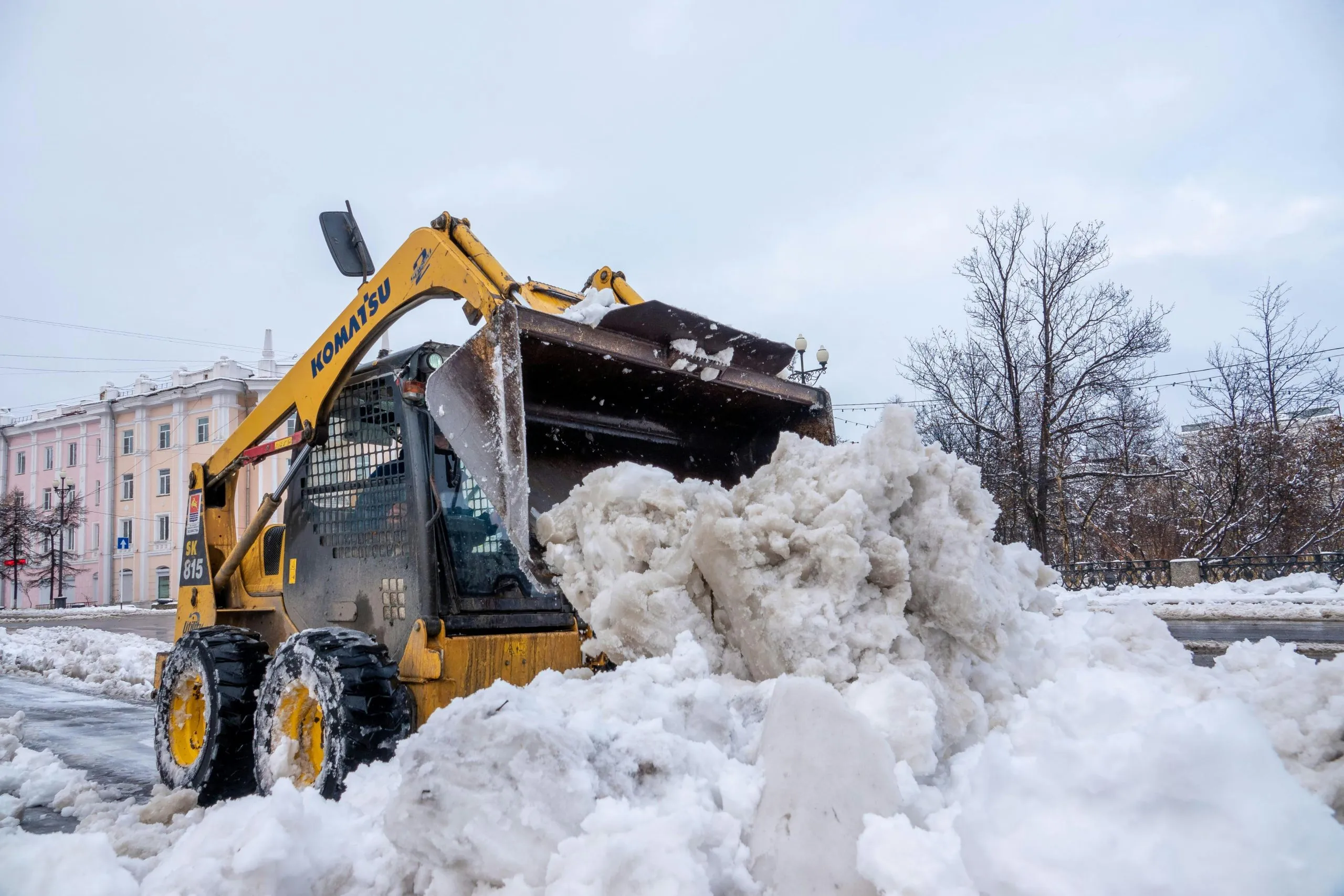 Commercial snow removal services near Roanoke